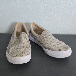 Soda Tan Slip On Shoes Size 7.5